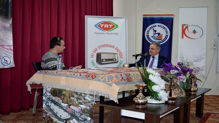BELEDİYE BAŞKANIMIZ MEHMET BOYRAZ ‘TRT GAP DİYARBAKIR RADYO’ PROGRAMINA KONUK OLDU