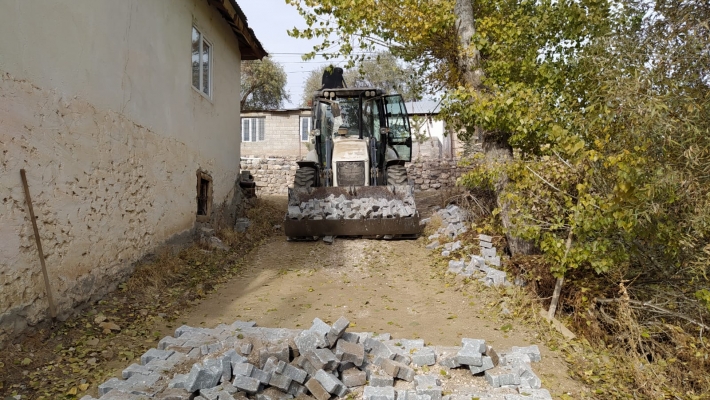 BAŞKANIMIZ ERHAN CENGİZ BIYIKBOĞAZI MAHALLEMİZDE KİLİT TAŞ ÇALIŞMALARIMIZ TAMAMLANDI