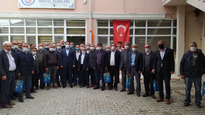 BAŞKANIMIZ ERHAN CENGİZ MUHTARLAR TOPLANTISI DÜZENLEDİ